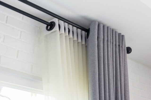 Curtain Fitters London